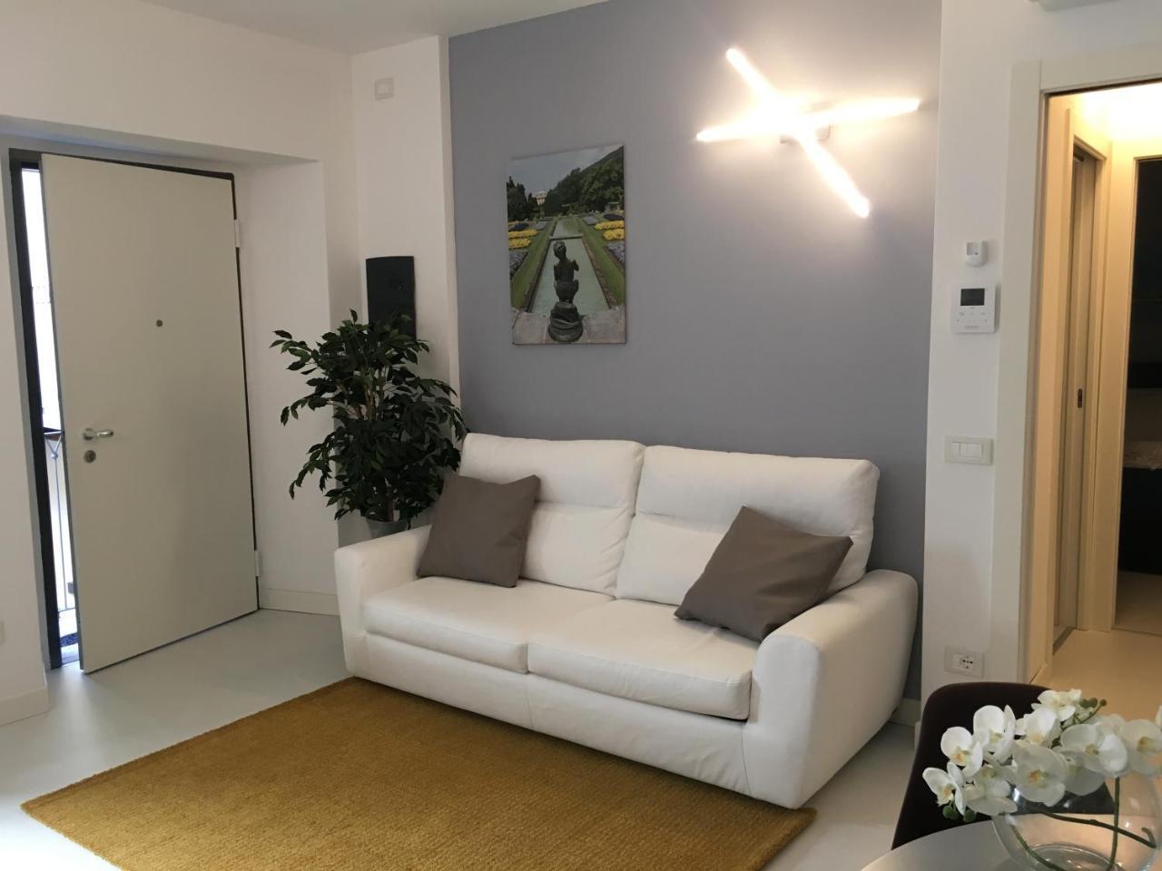 Verbania - Luxury Italy Apartments Bilik gambar